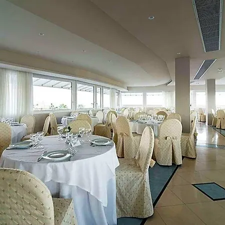 President Park 4*